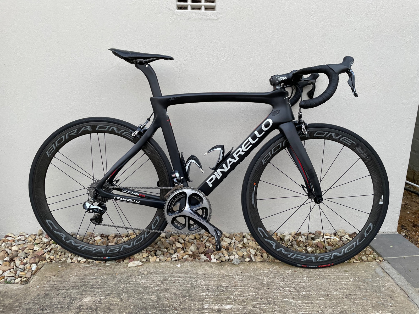 pinarello dogma f8 2019