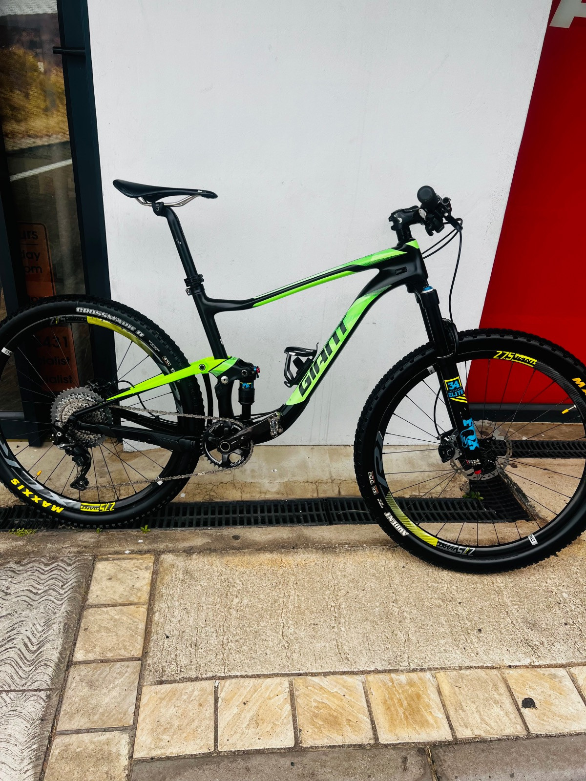 Giant Anthem Advanced carbon dual suspension Dual Suspension Mountain