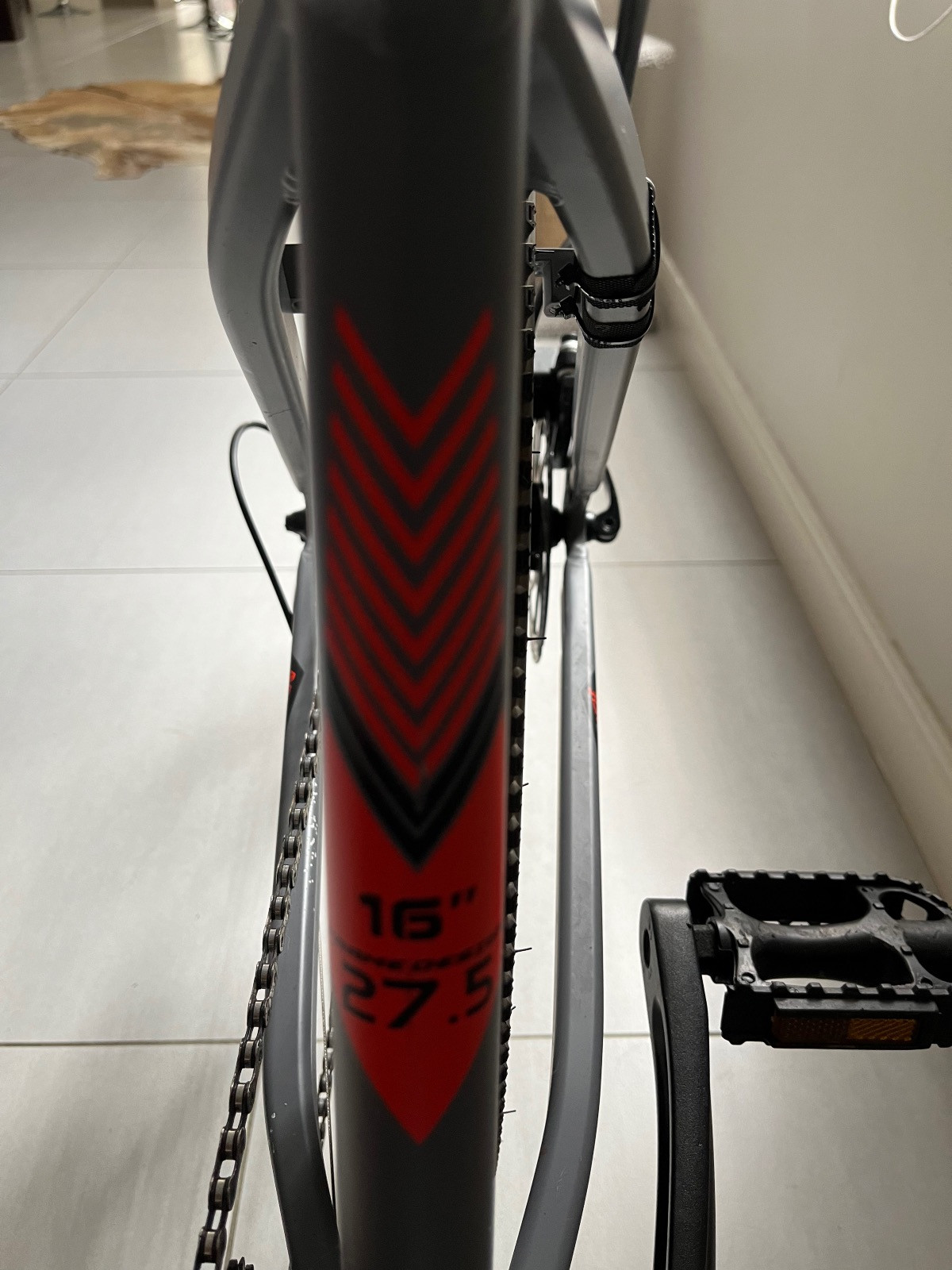 Selling my medium Mountain bike Bike Hub