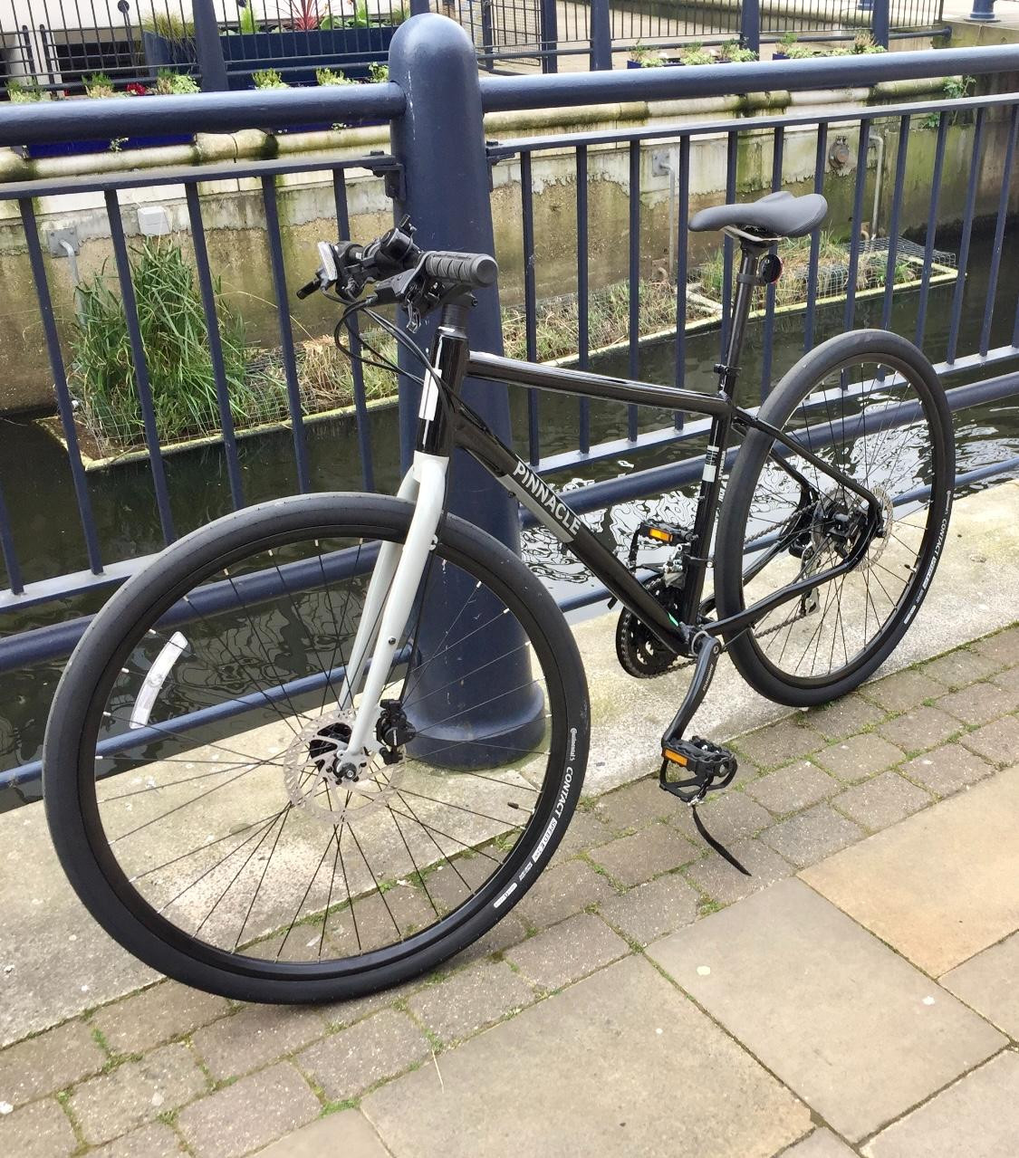 pinnacle lithium 3 2018 hybrid bike