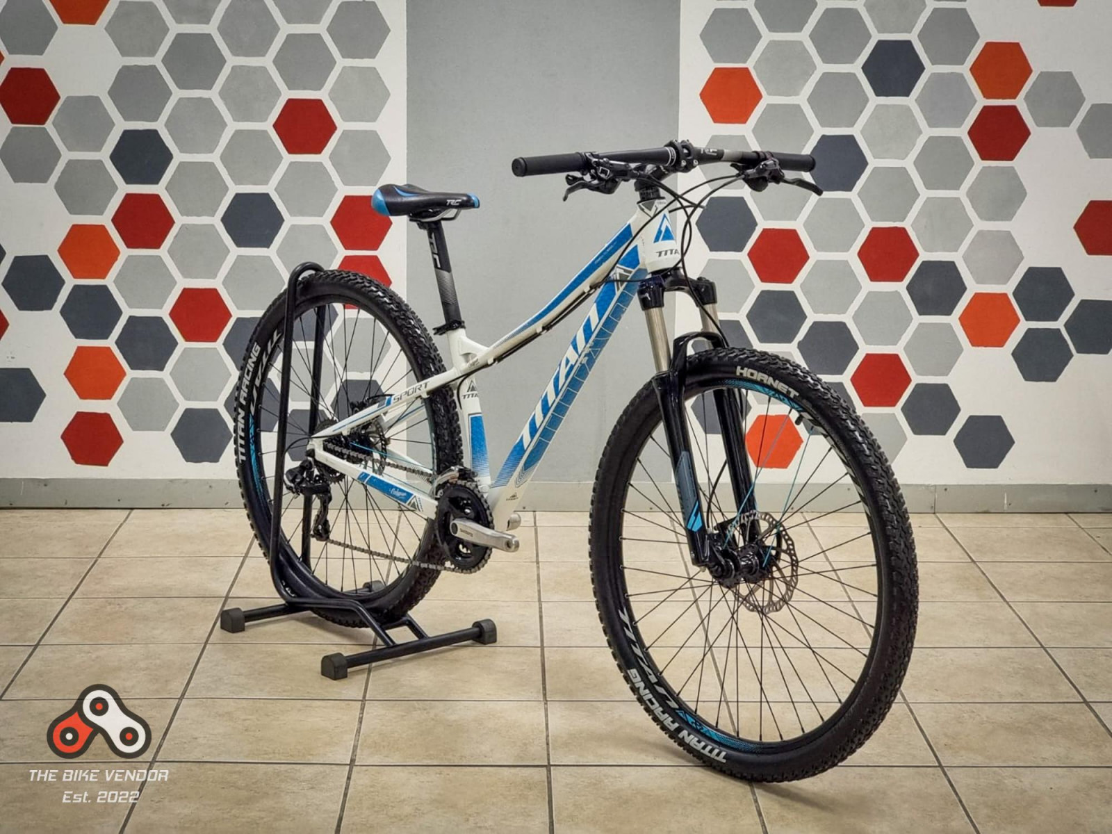 Titan Calypso Sport 29er Shimano Hydro Discs Bike Hub