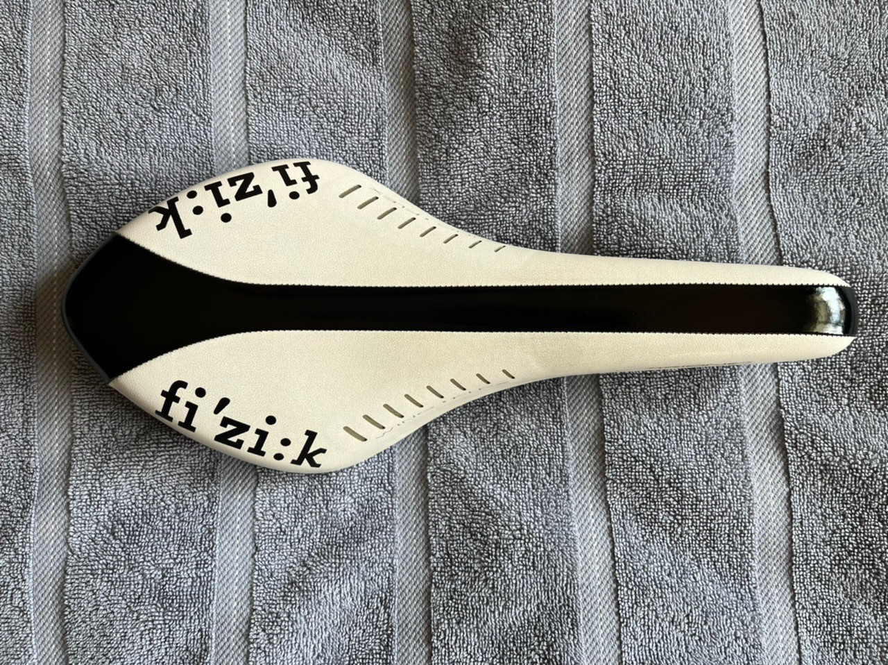 Selle FIZIK ARIONE R3 REGULAR Rails Kium Noir