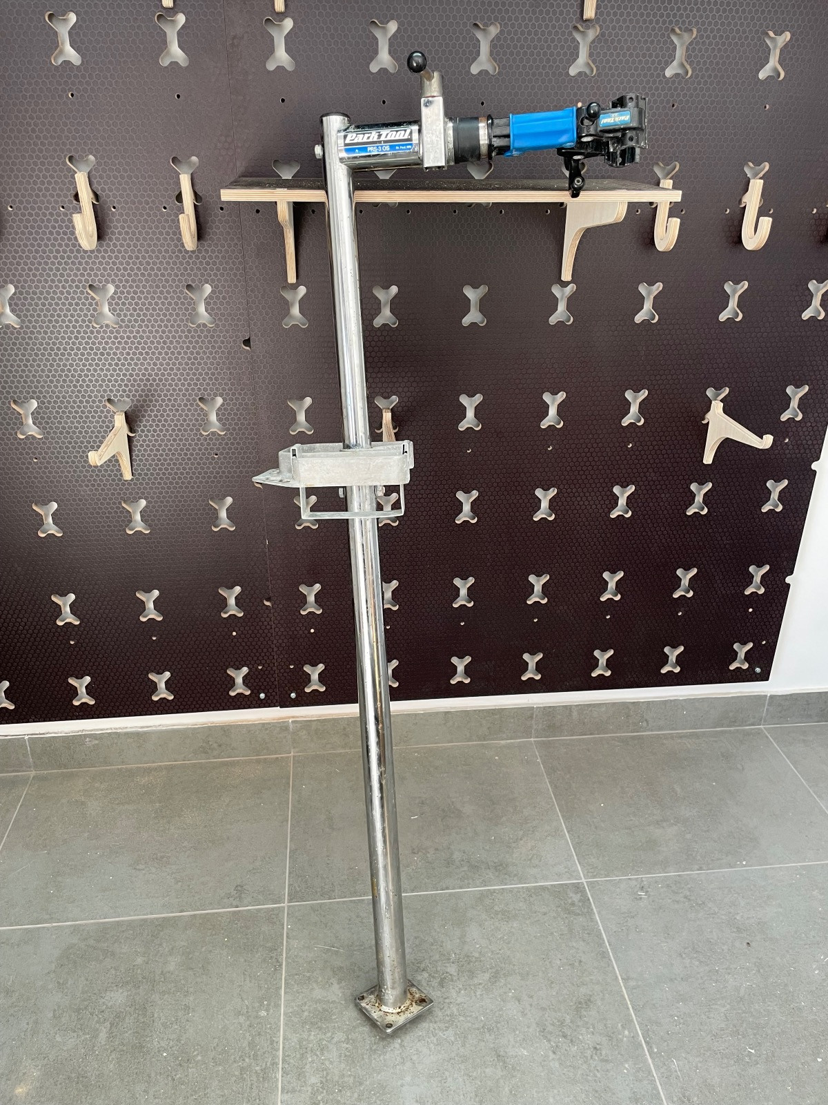 Park Tool Bike Stand Floor Mount Bike Hub