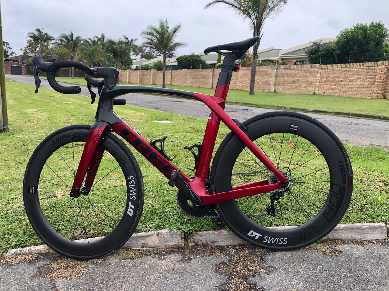 2020 Trek Madone SLR8 | Road Bikes | Bike Hub