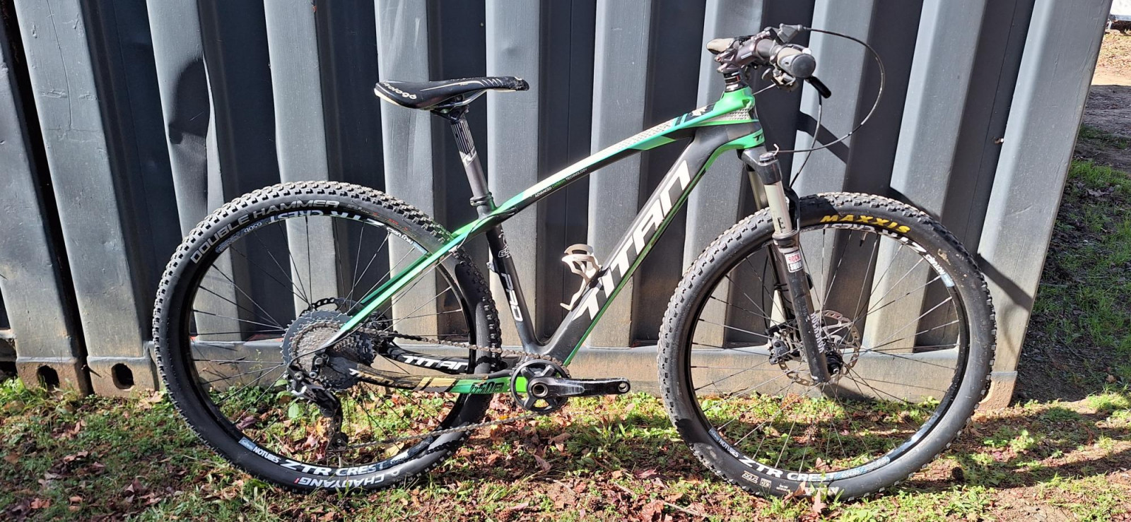 titan 650b mountain bike