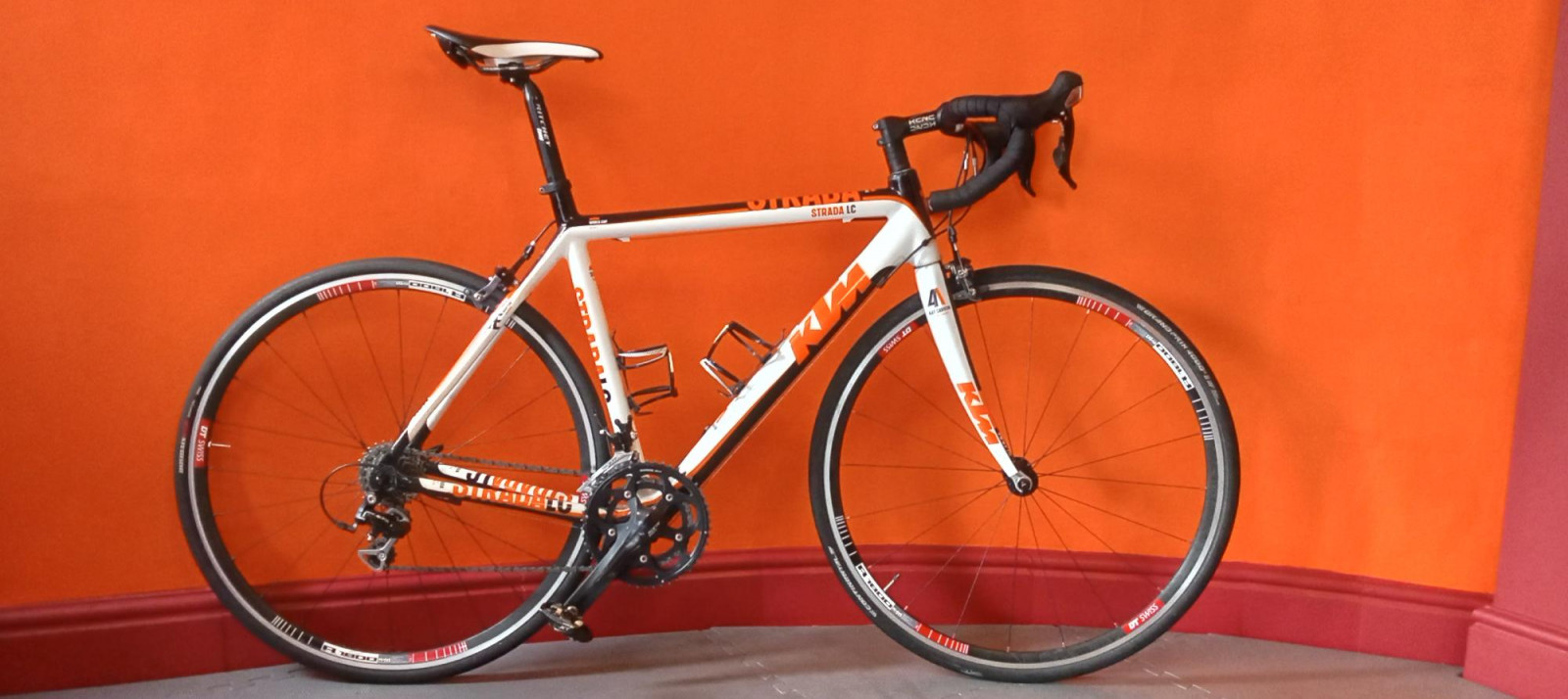 KTM Strada LC Carbon / Medium Bike Hub