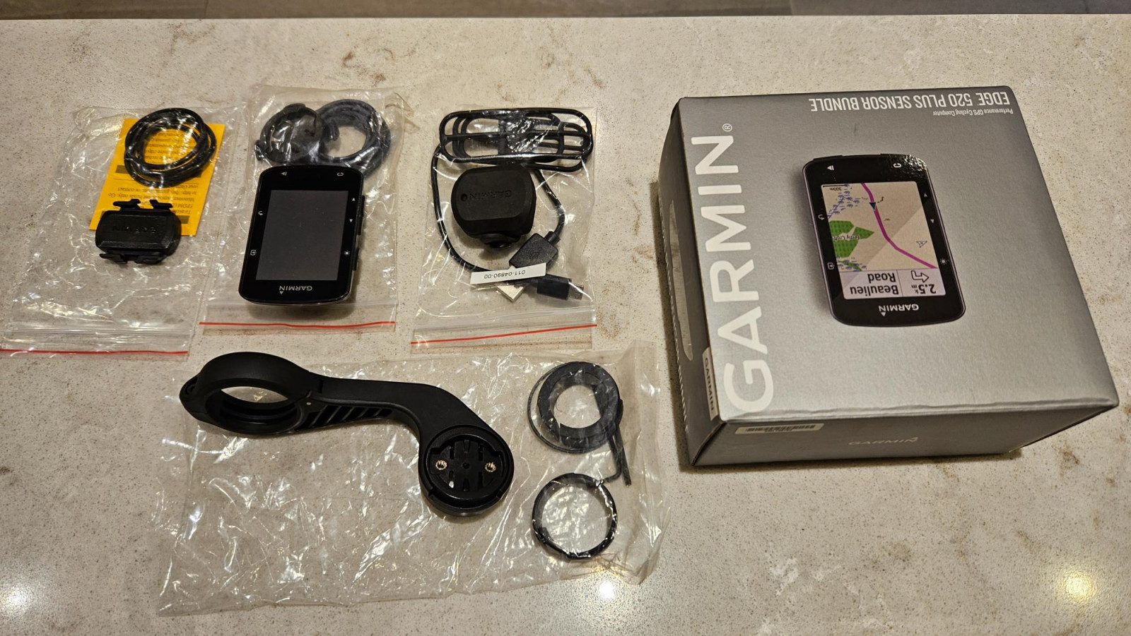 Garmin Gps Garmin Edge 520 Plus Performance Sensor Bundle Edge 520