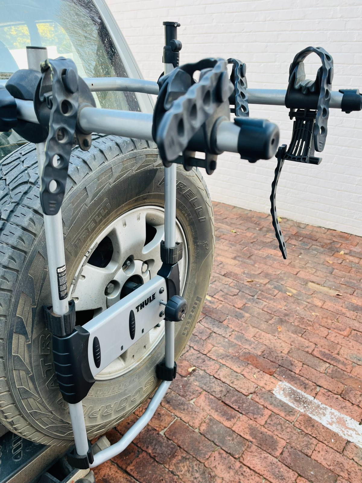 Spare Tire Bike Rack Thule 963pro Spare Me Thule Spare Wheel Bike