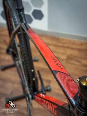 Titan Rogue Dash SRAM x 12 Suntour XCR32 Air Hardtail