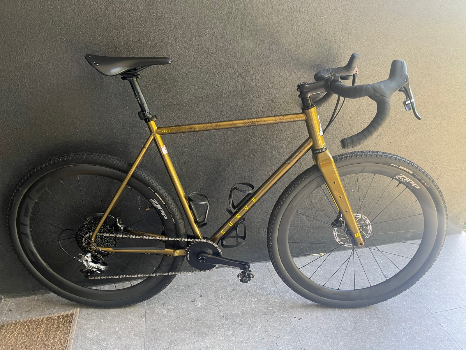 Curve Kevin of steel Gravel Bikes Bike Hub