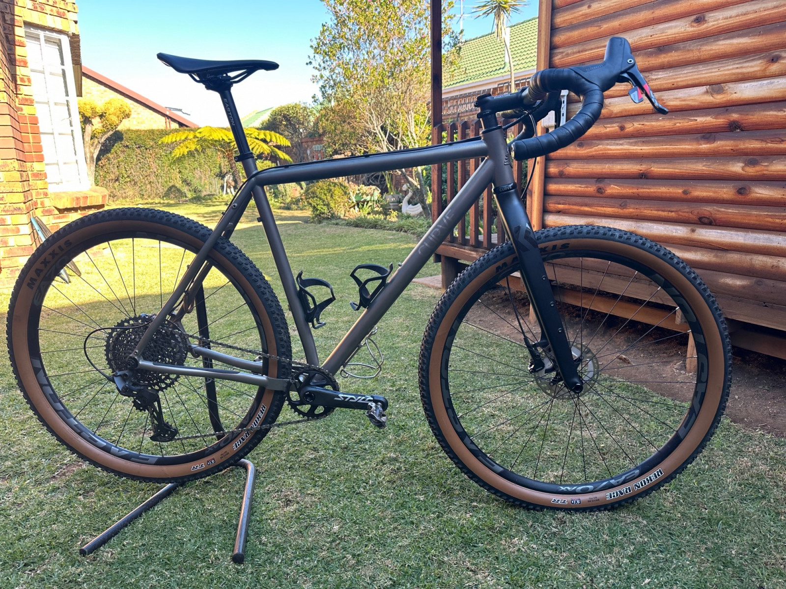 Curve GMX Ti -XL Gravel Bikes Bike Hub