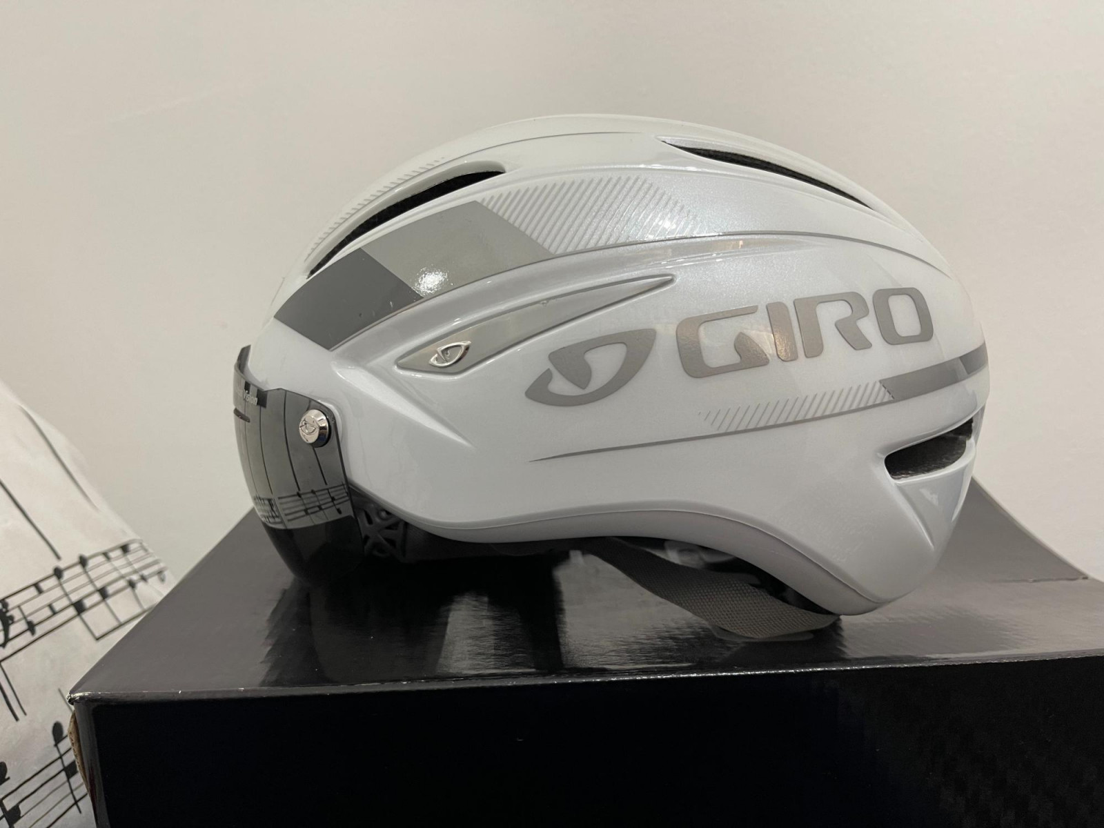 giro attack shield