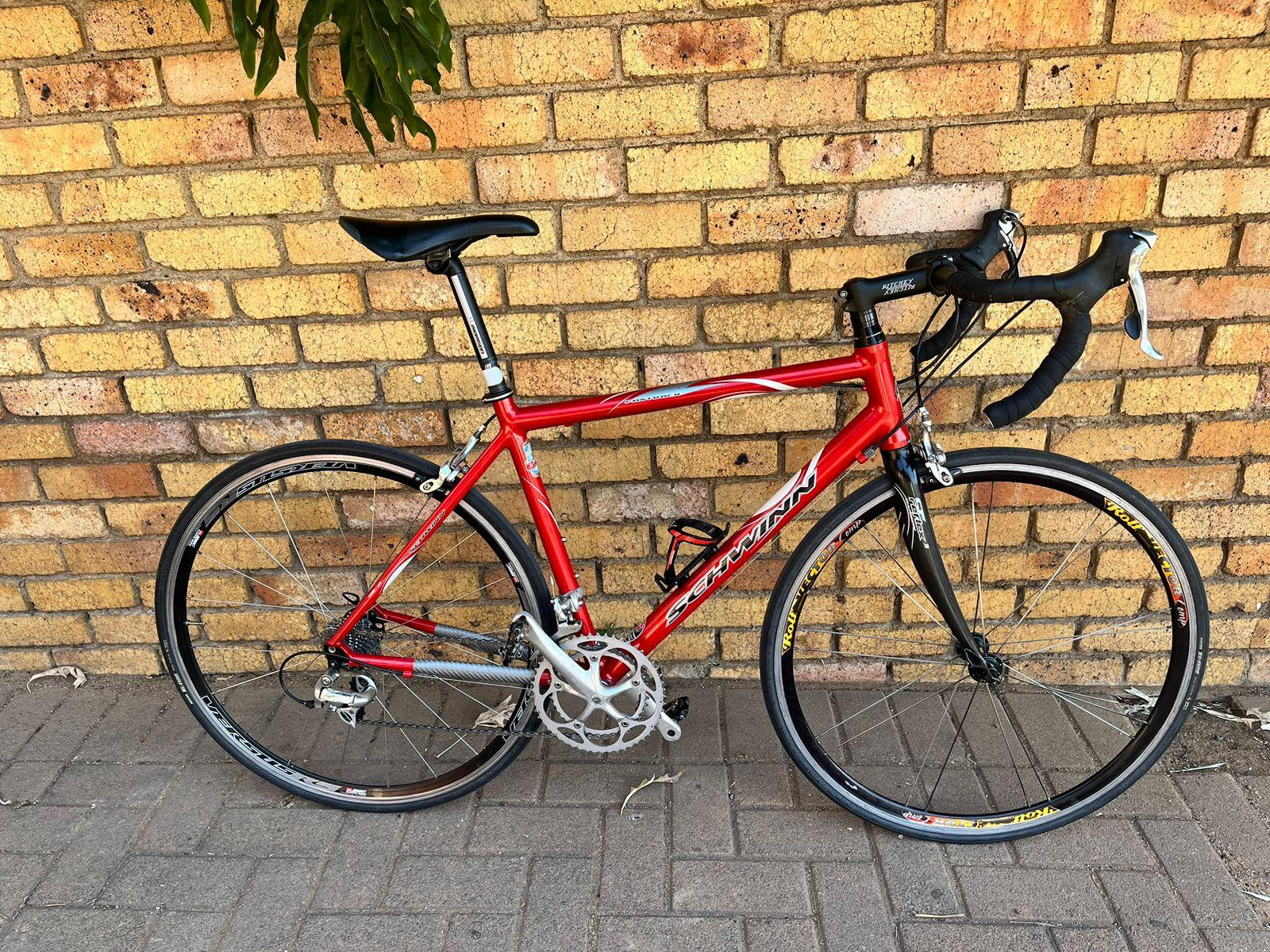 Schwinn Fastback Negotiable Road Bikes Bike Hub