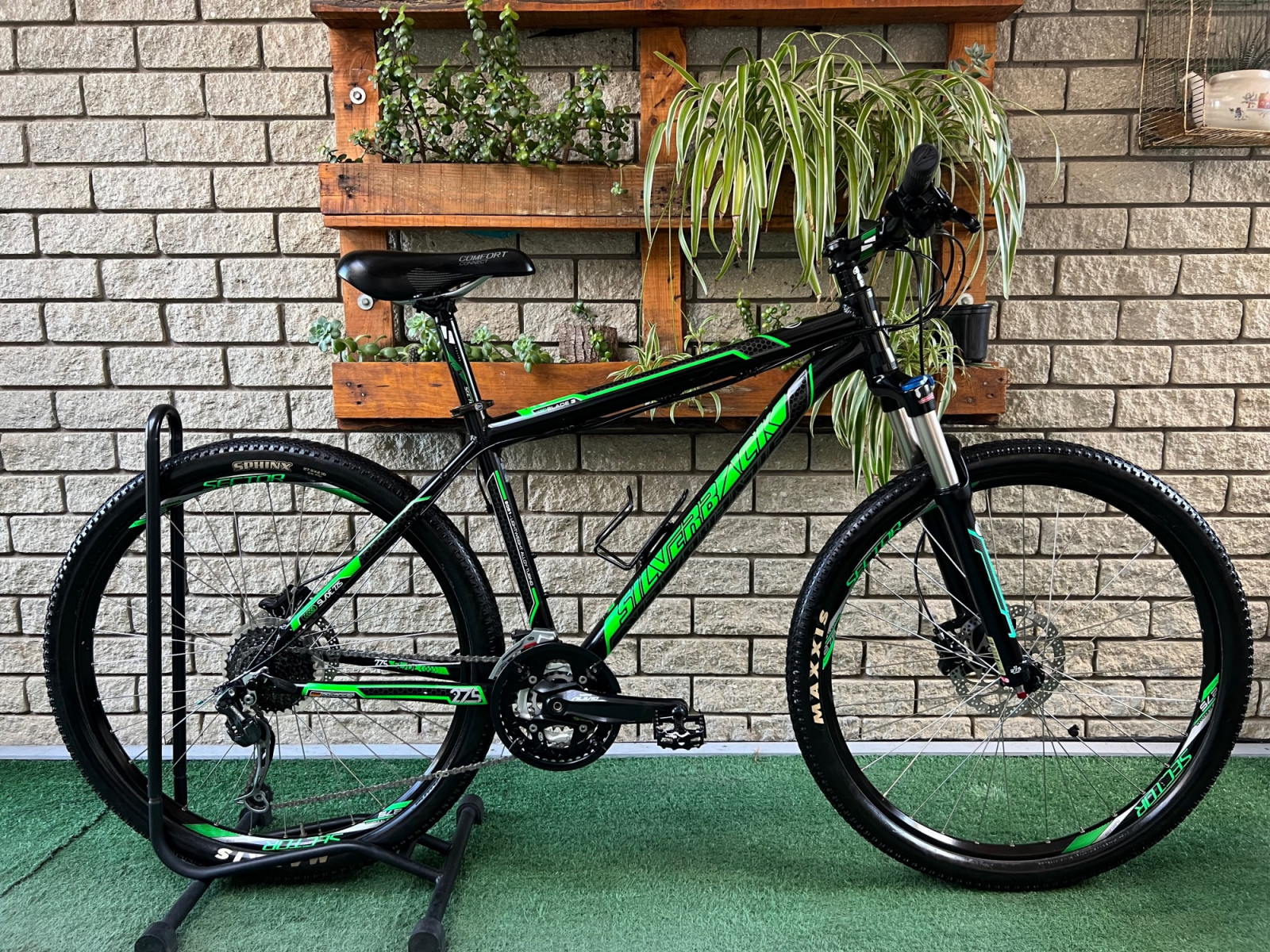 MEDIUM SILVERBACK SLADE MTB AIR FORK Hardtail Mountain