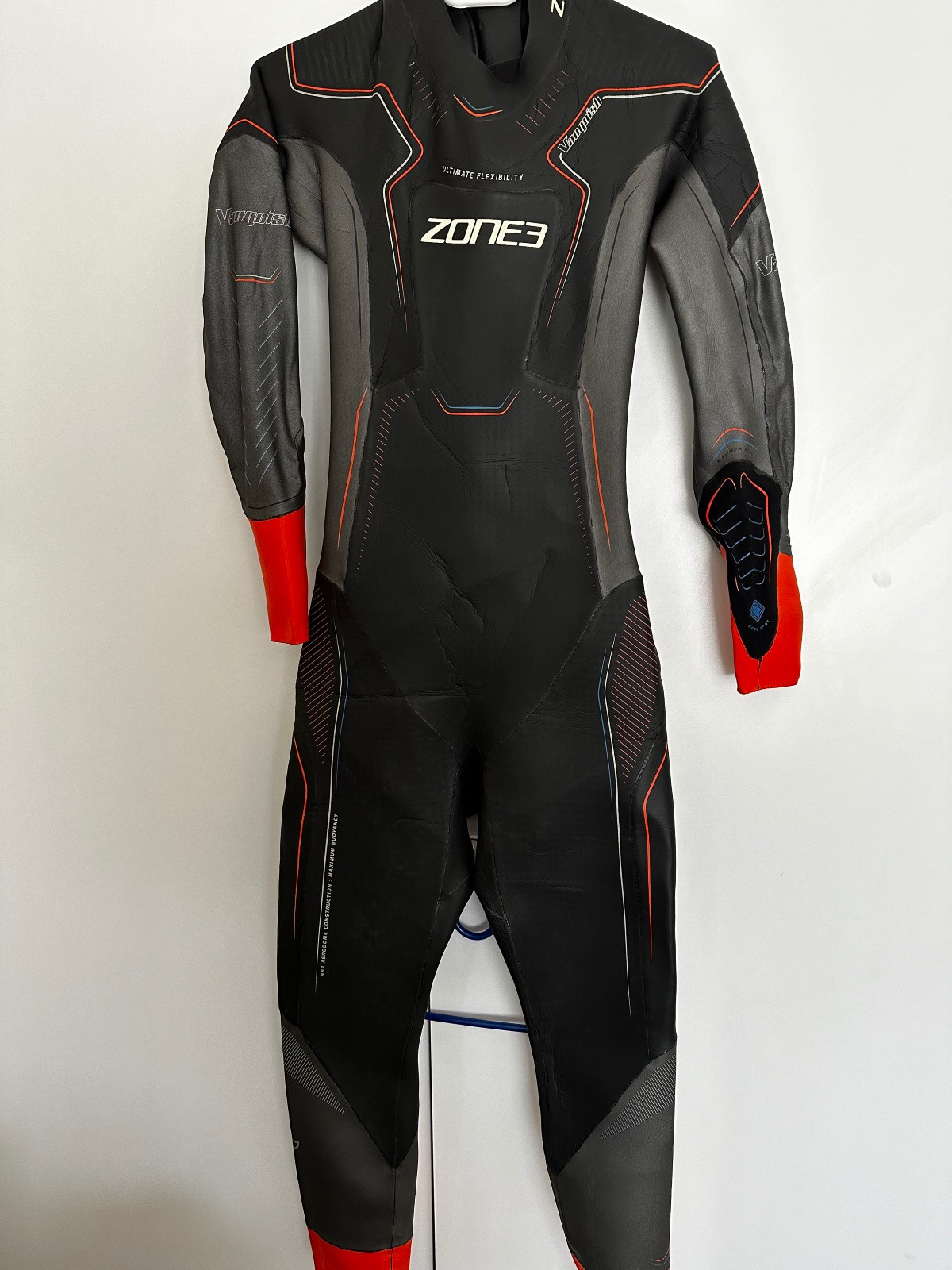 Zone 3 Vanquish Trisuits & Wetsuits Bike Hub