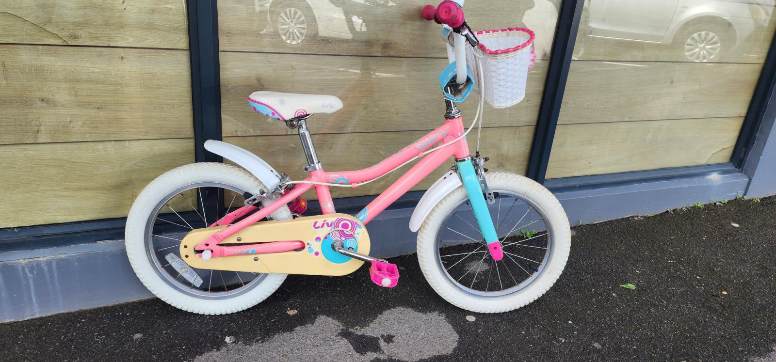 Bicycle Giant Adore 16 Liv Adore 16 Inch Kids Bikes Bike Hub