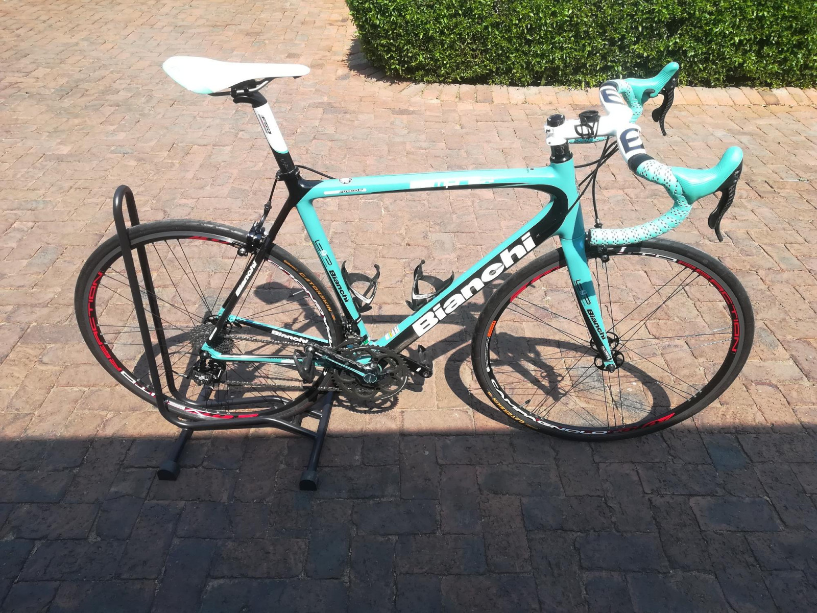bianchi intenso campagnolo centaur 2020 review