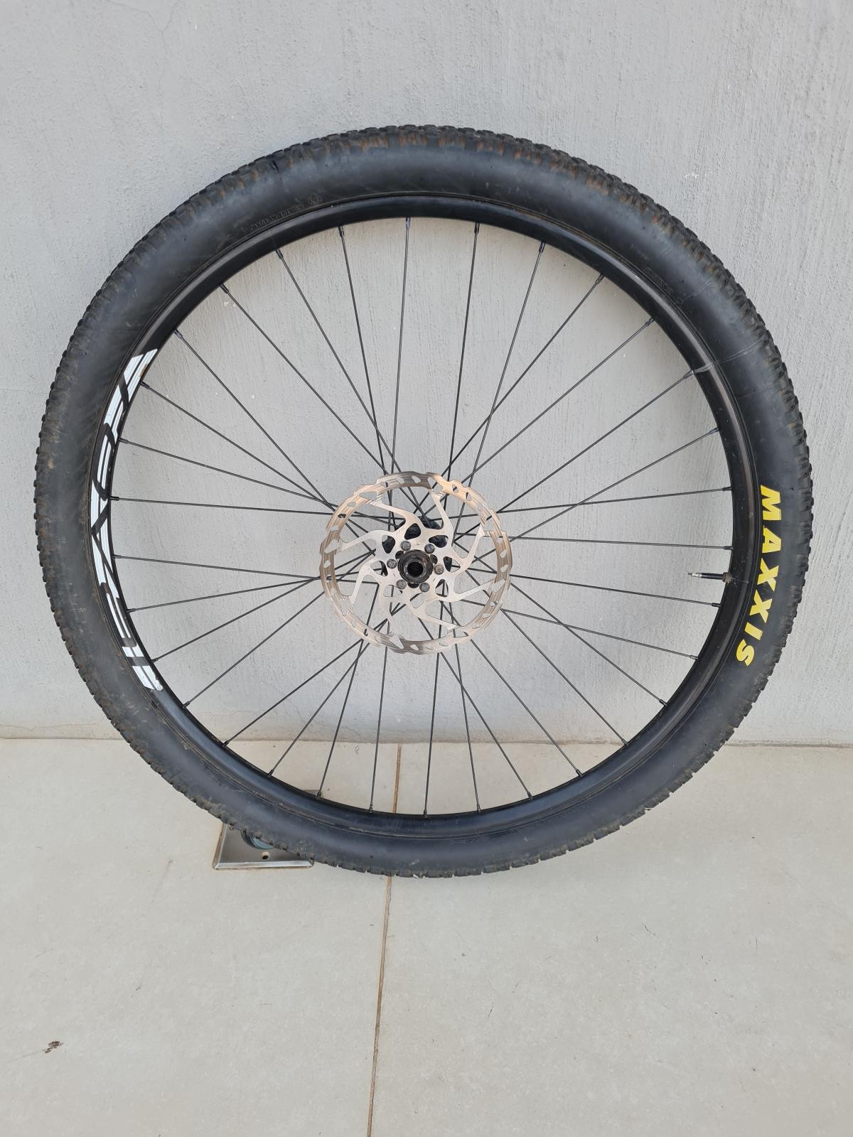 roval mountain bike wheels