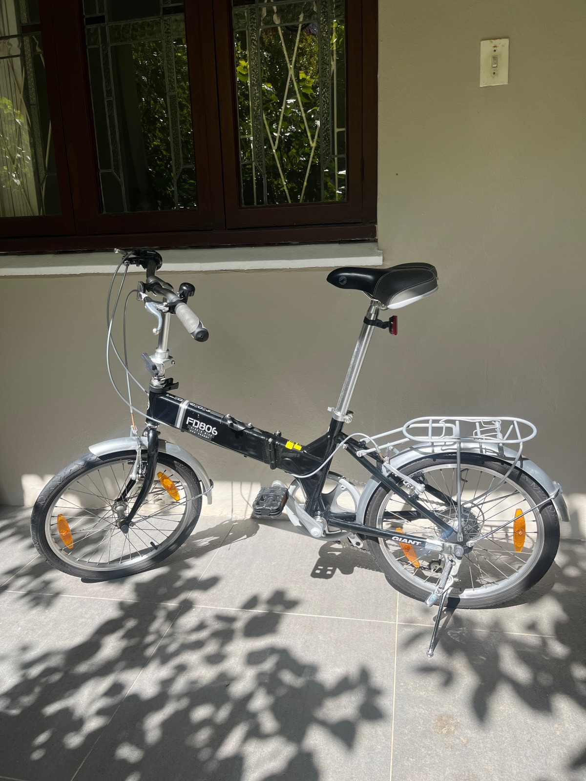 Giant FD806 Fold Up Bicycle | Commuter Bikes | Bike Hub