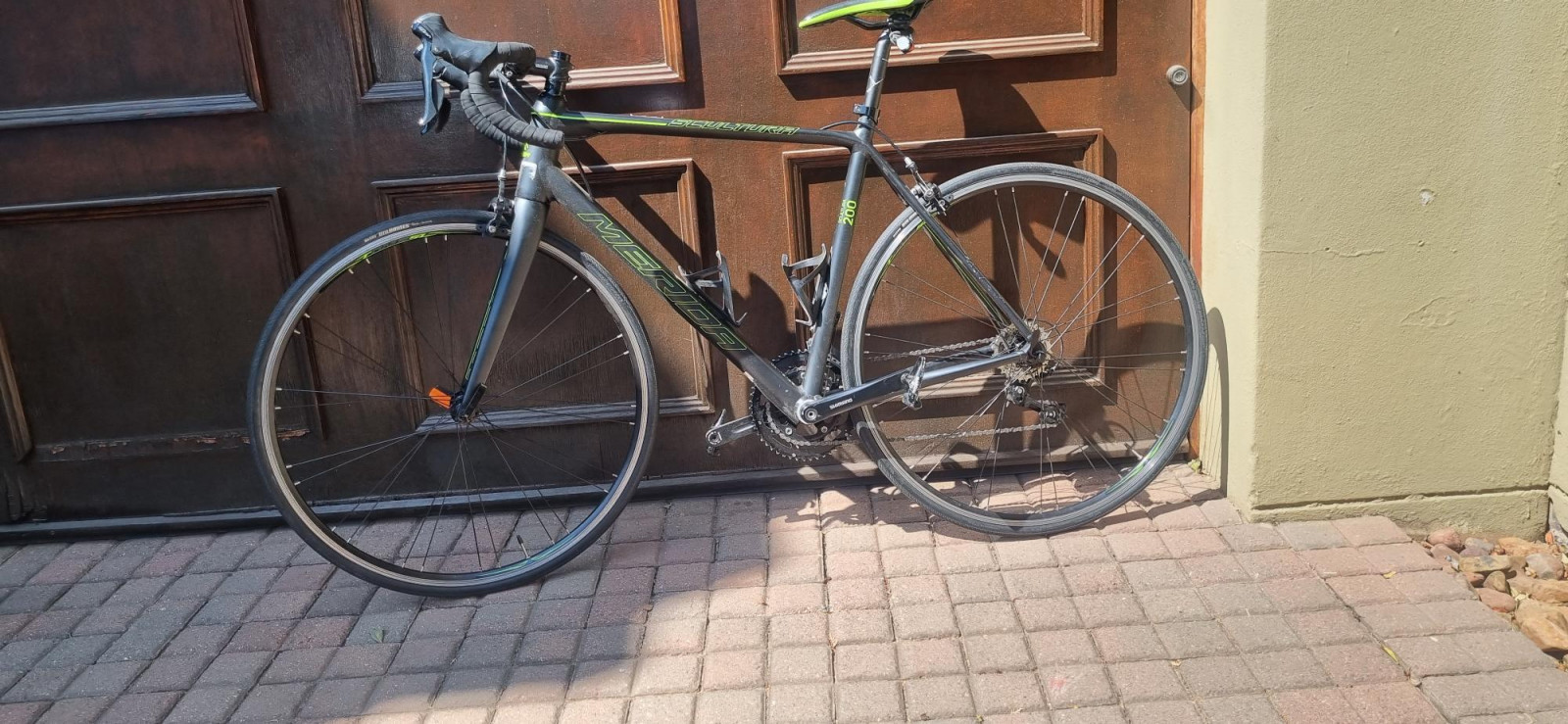 Vélo De Route Merida Scultura 200 - Acheté Neuf, Jamais Utilisé - Taille 700C