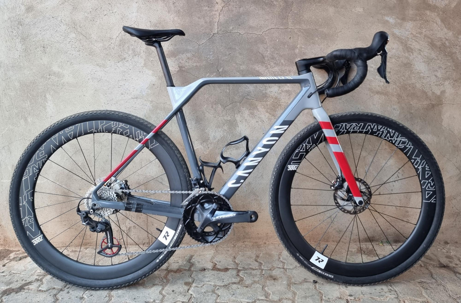 Canyon Inflite CF SL | Gravel Bikes | Bike Hub