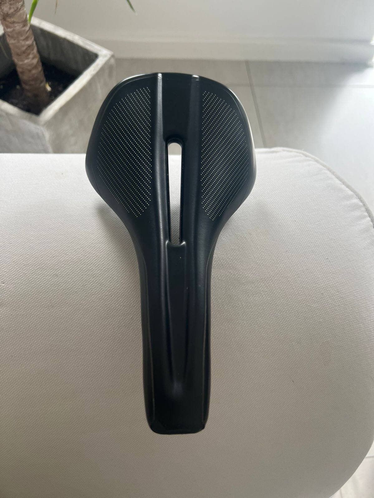 Phenom Spez Saddle 143 Saddles Bike Hub