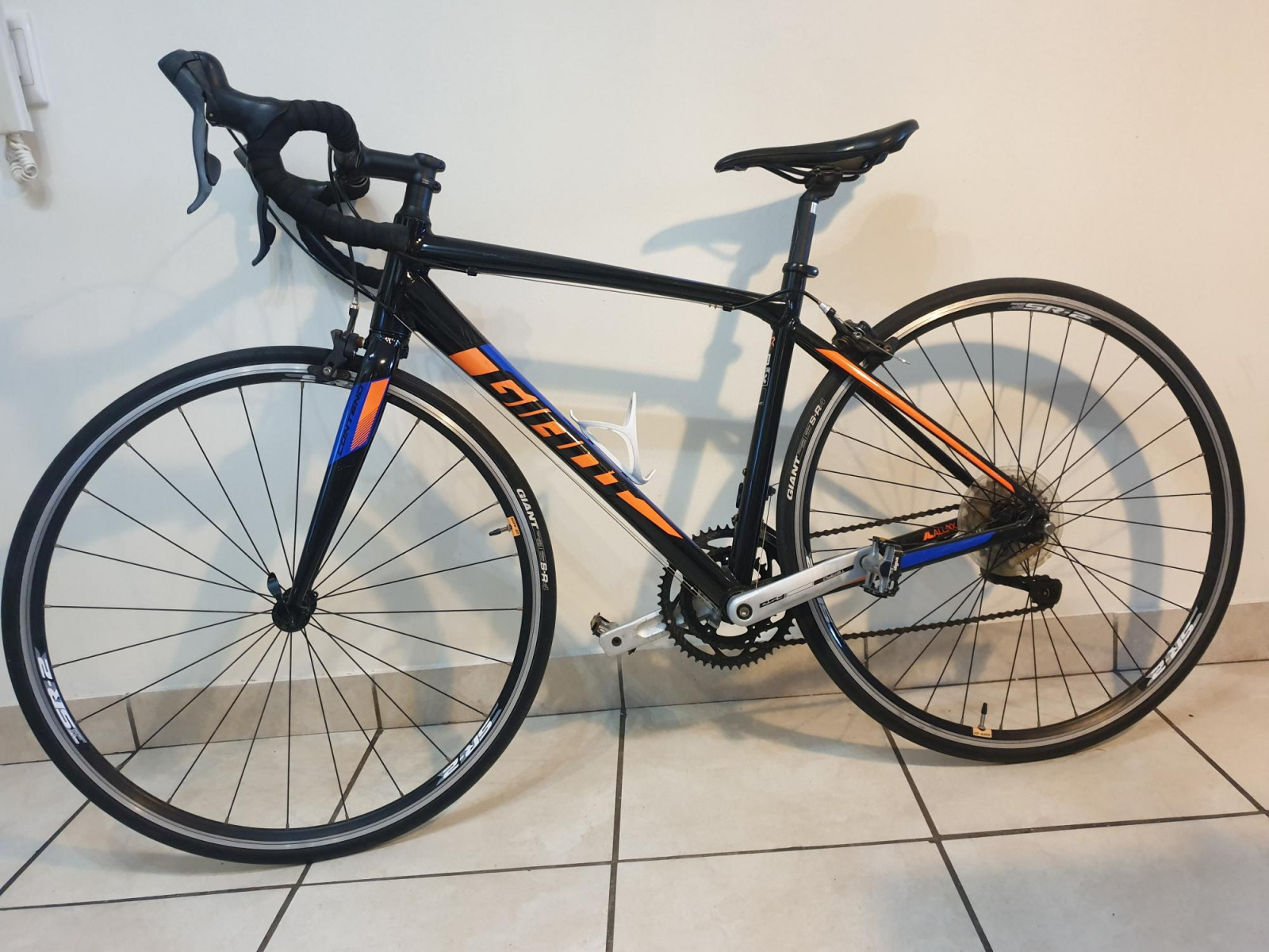 Giant Contend 3 | Road Bikes | Bike Hub