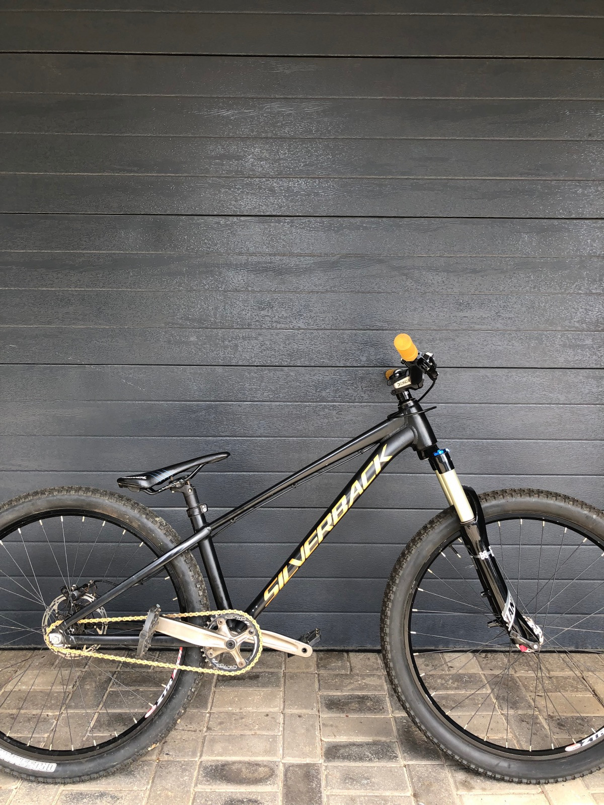 Silverback dirt jumper Dirt Jump Bikes Bike Hub