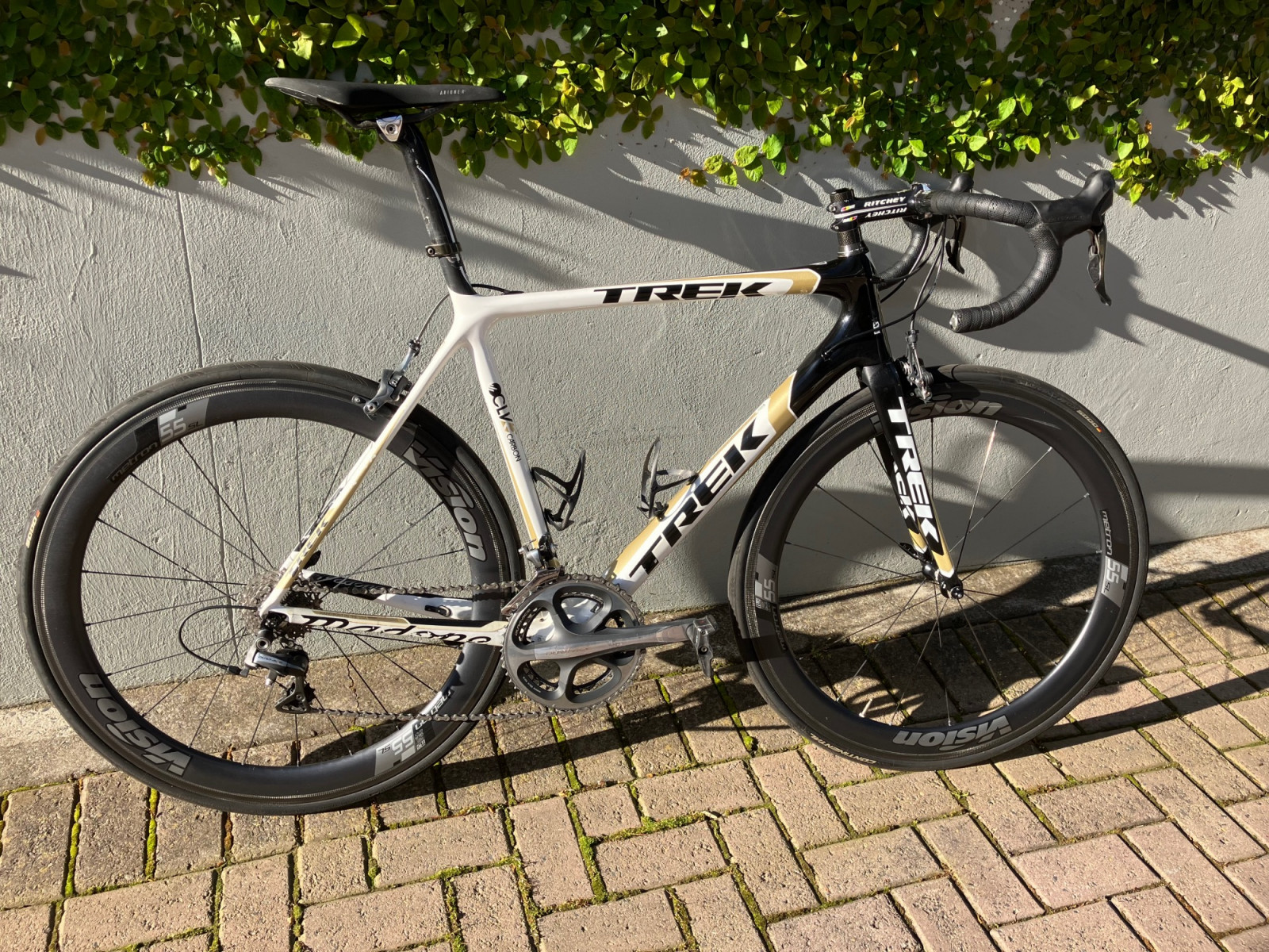 Trek Madone 2009 58cm Road Bikes Bike Hub