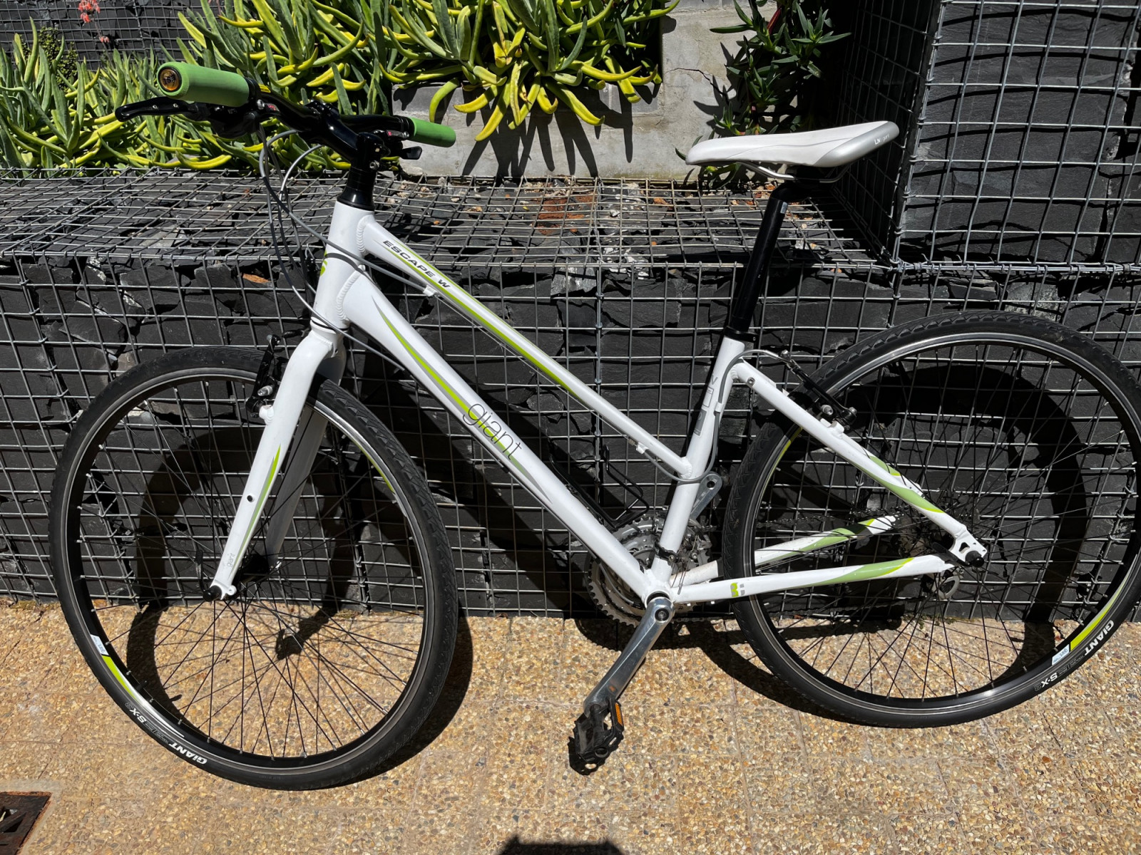 Giant Escape 2 Medium Ladies Road Bikes Bike Hub