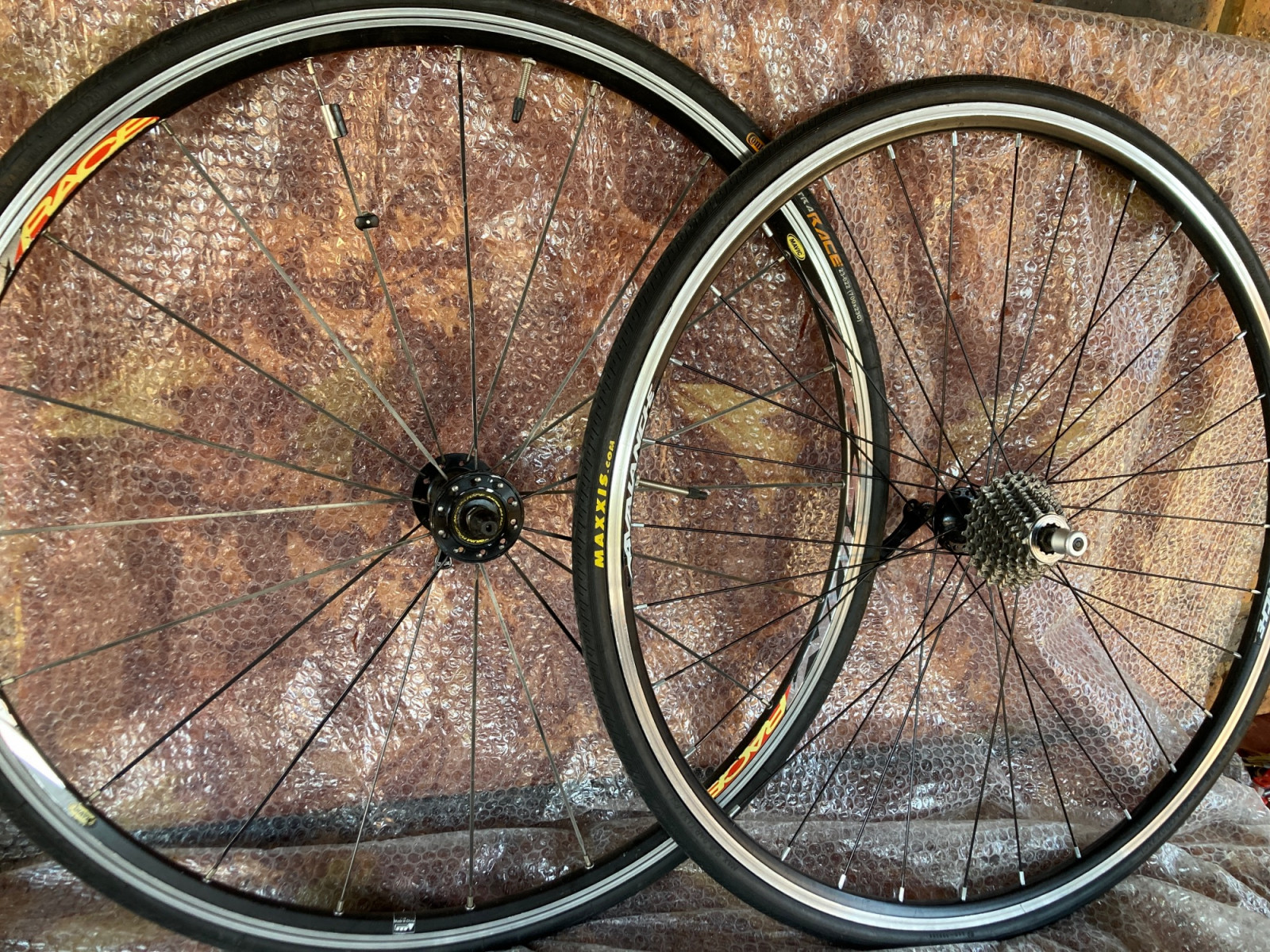 Road bike wheels - 10spd cassette - tyres | Road Bike Wheels | Bike Hub