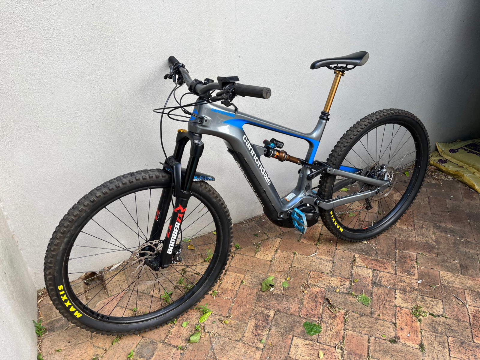 Cannondale Habit Neo 3 Ebike Size L Upgrades Dual Suspension Mountain EBikes Bike Hub