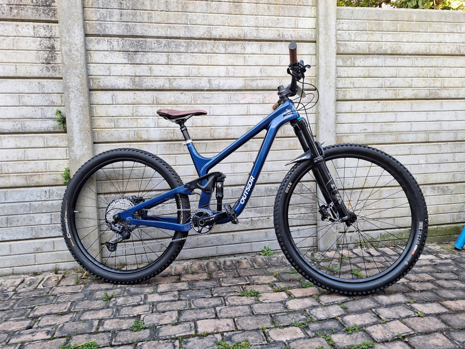 dual suspension mountain bike frame