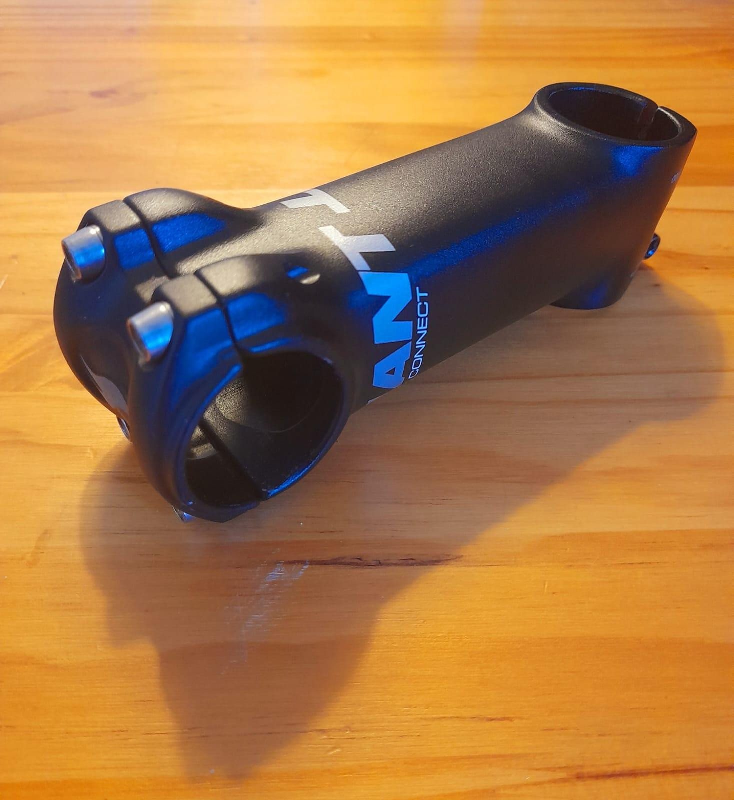 Giant Connect 100mm Stems Bike Hub