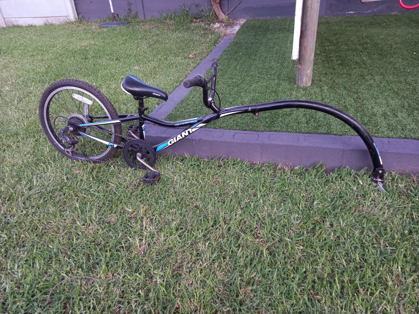 Giant half wheeler Kids Bikes Bike Hub