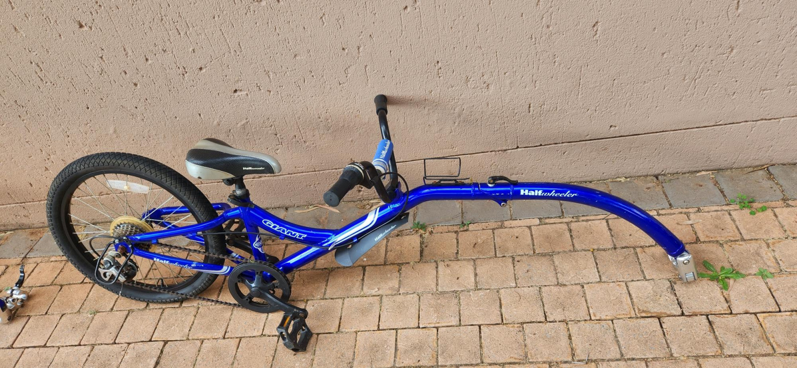 GIANT Half wheeler Kids Bikes Bike Hub