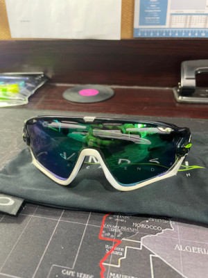 Oakley Jawbreaker Mark Cavendish LTD edition Eyewear Bike Hub