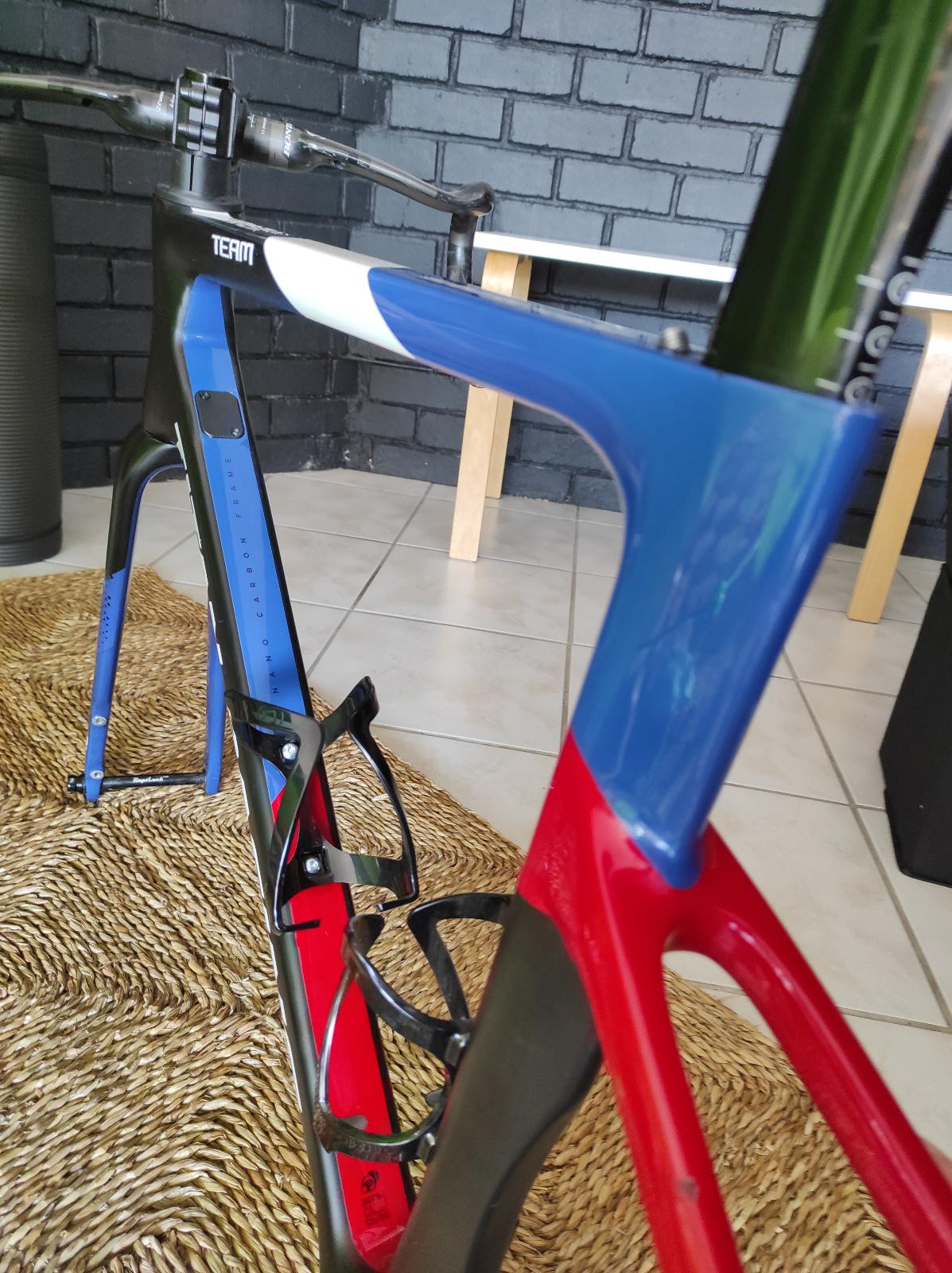 transition vanquish frame