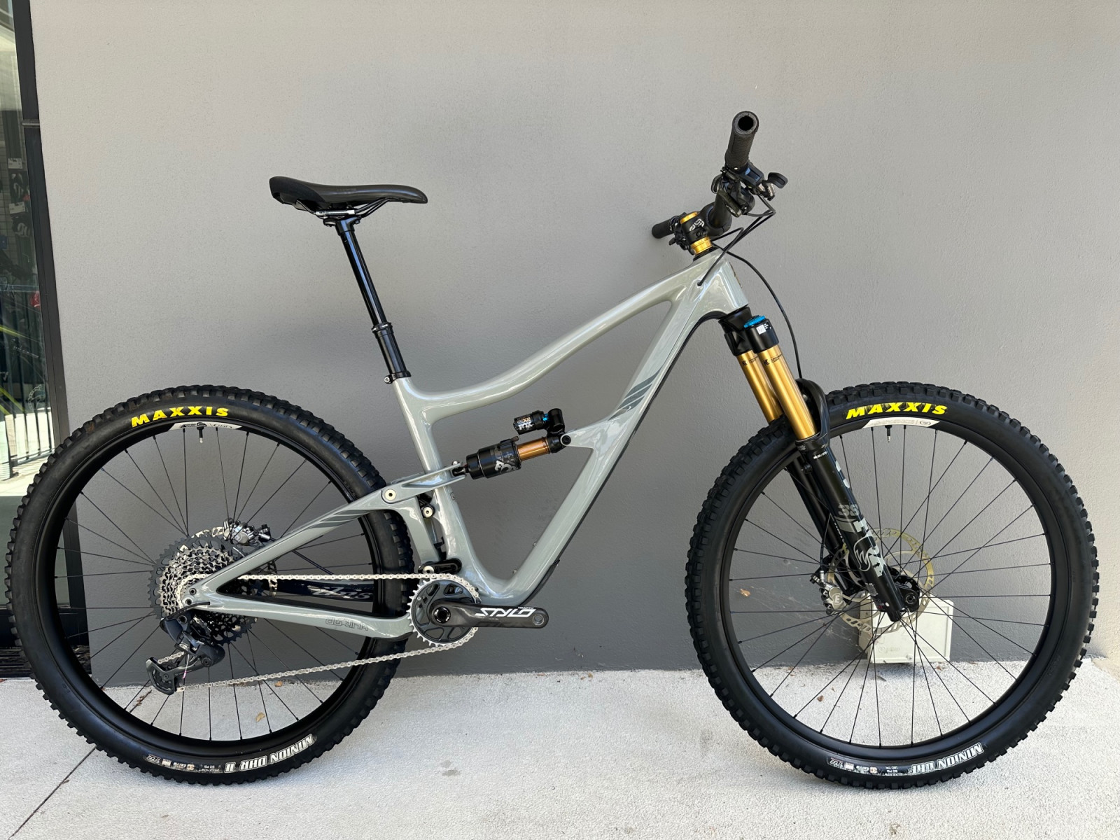 Ibis Ripmo v2 | Dual Suspension Mountain Bikes | Bike Hub