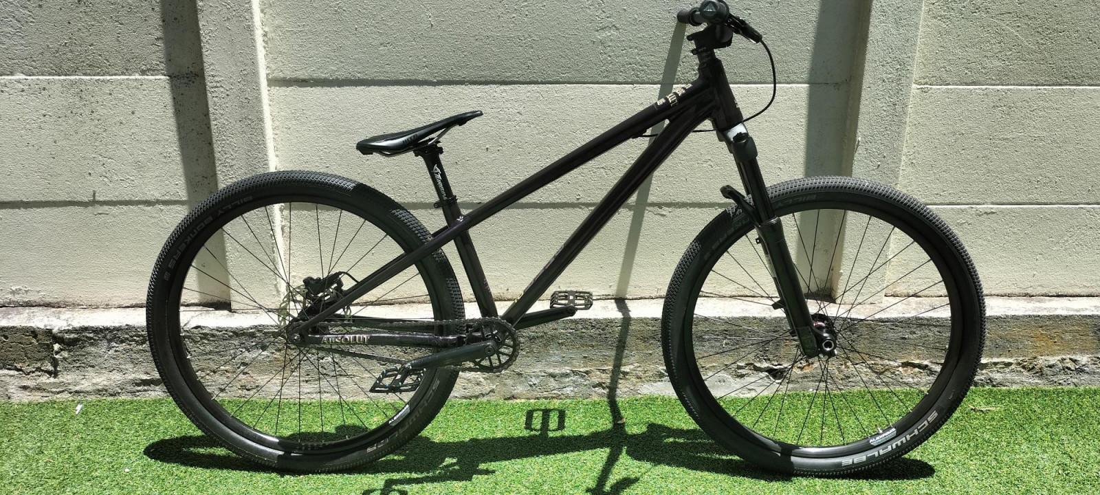 commencal absolut dirt jump bike