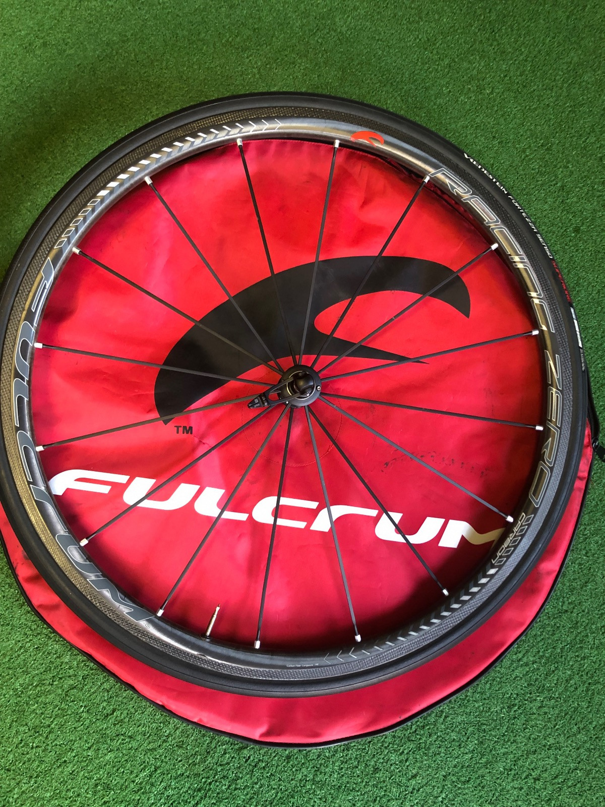 Fulcrum Carbon Racing Zero Front wheel | Road Bike Wheels | Bike Hub