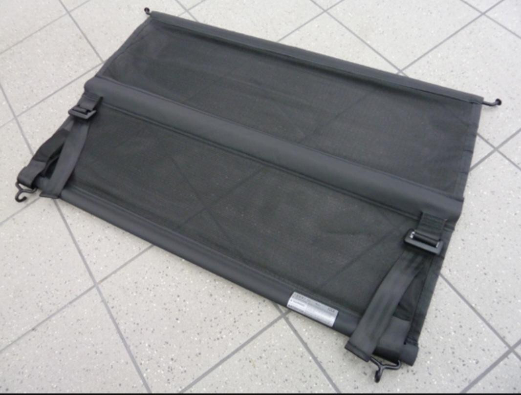 Audi Q5 dog barrier Indoor Trainers & Accessories Bike Hub