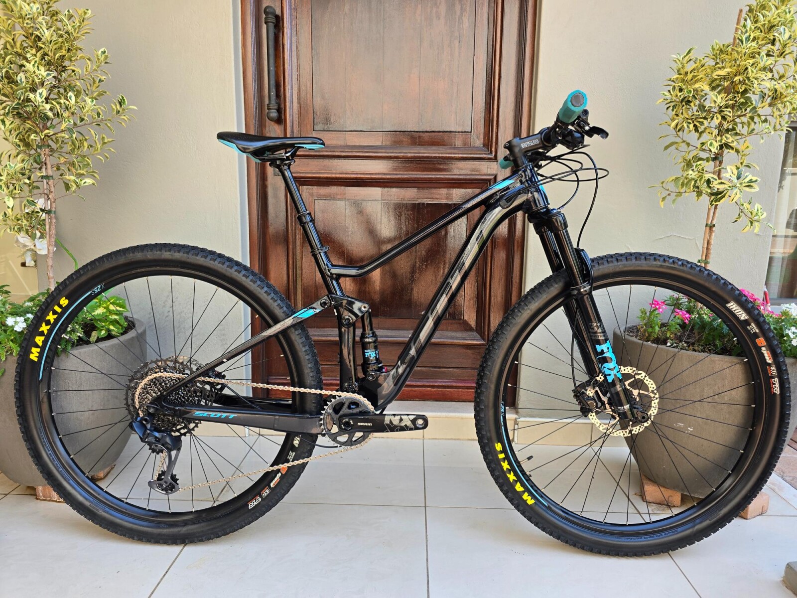 Scott Contessa Spark 930 2019 Mountain Bikes Spark 930 Scott