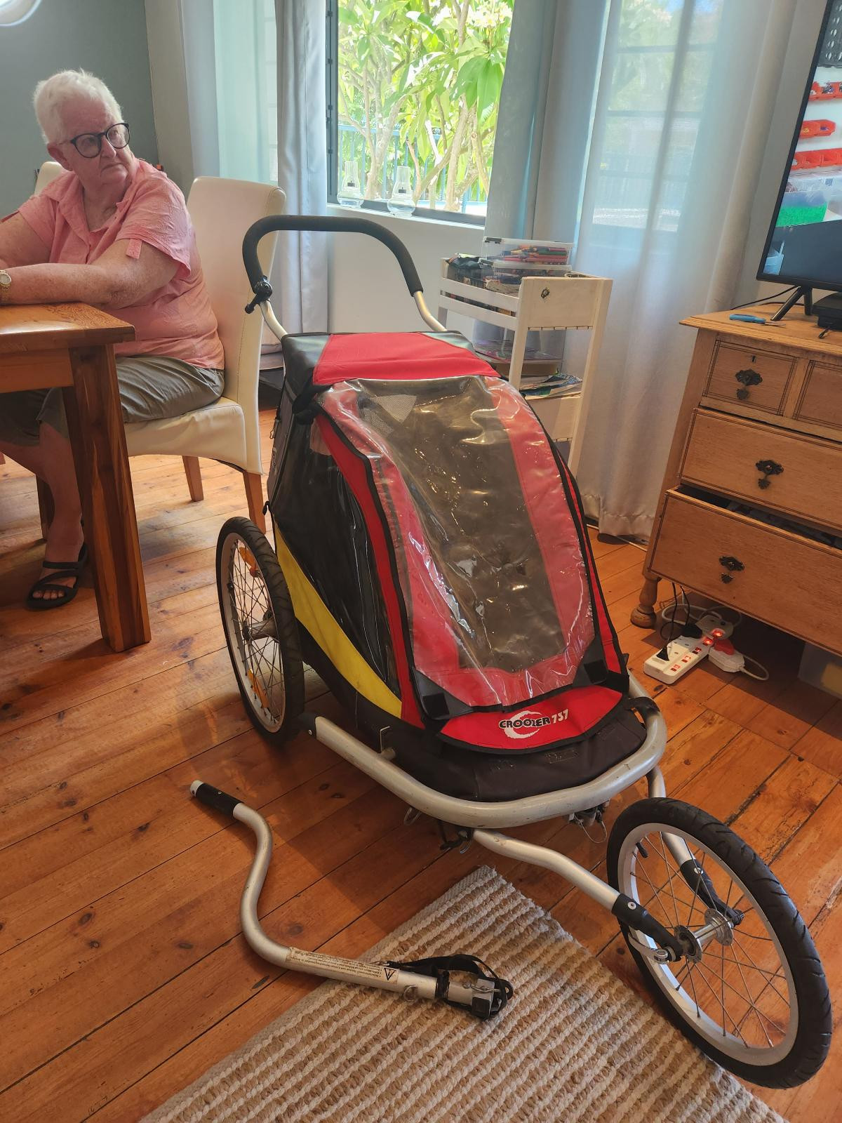 Cycling and running pram Kids Seats & Carriers Bike Hub