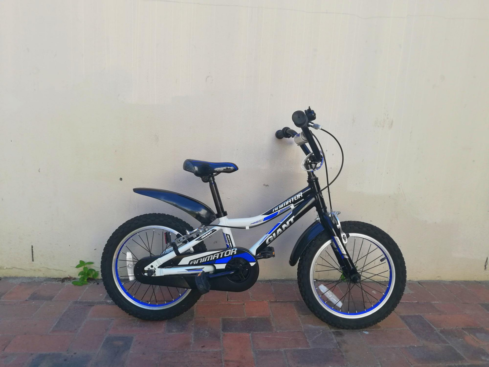 black electric bicycle DEEPOWER Bike for Adults,2000W Peak Motor&32MPH Electric Dirt Bike,48V 20AH/35AH/60AH Battery, 70-160 Max Miles,Dual Suspension Ebikes for Camp Gear faster with its powerful We Found the Optimal Model:BRHRH711GM