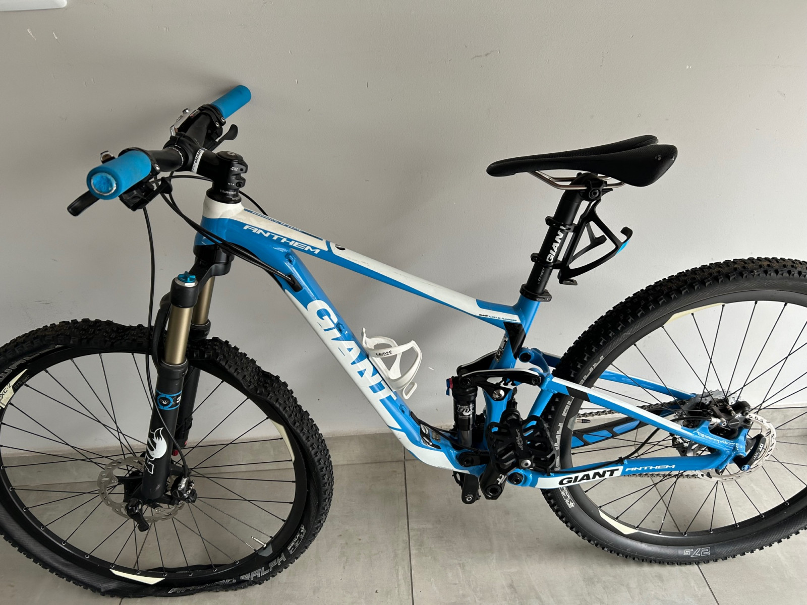 Ladies bicycle dual suspension Dual Suspension Mountain Bikes Bike Hub