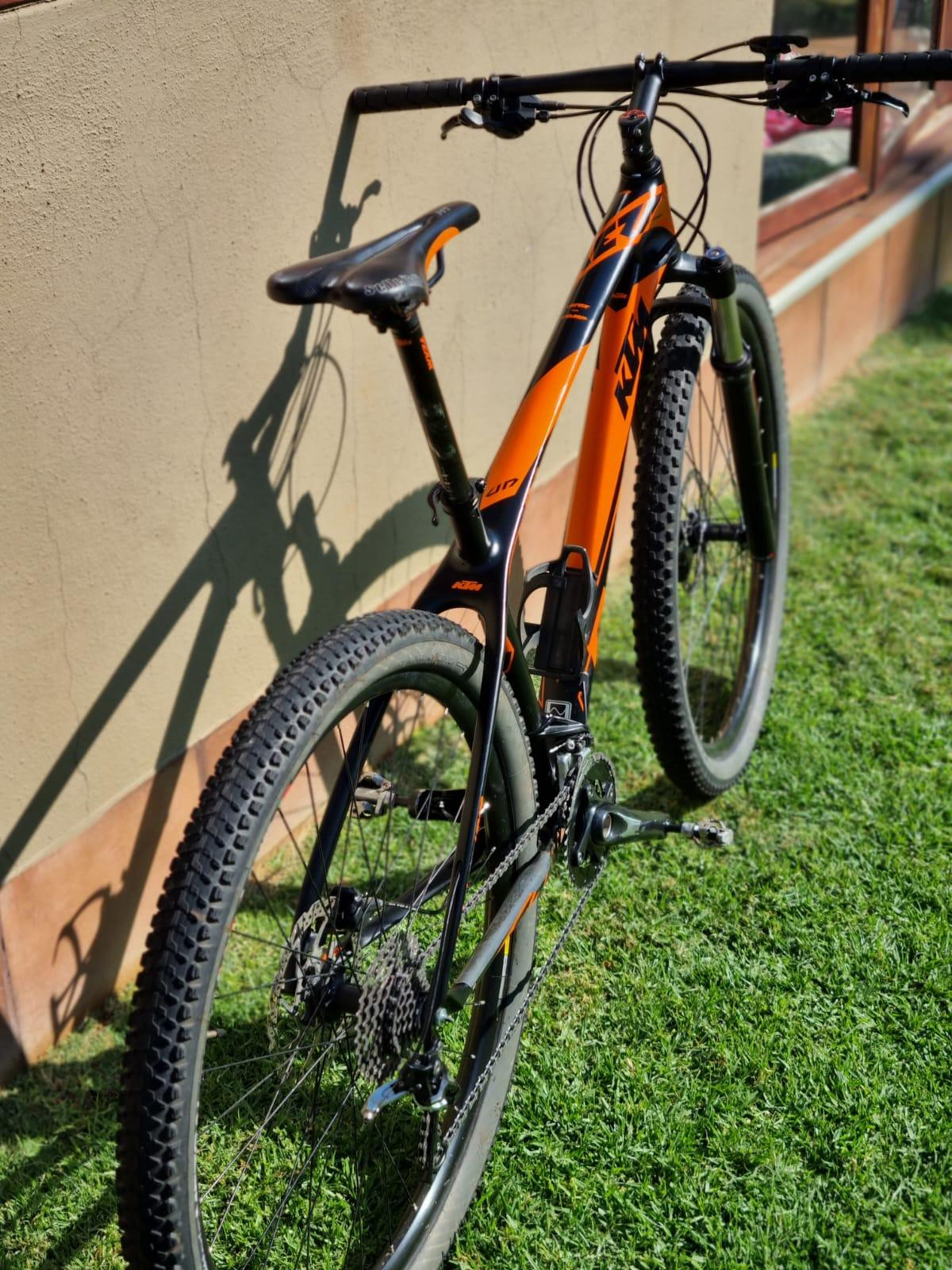 Comp Carbon Ktm Aera Comp 29 2015 KTM AERA Comp 29er Hardtail