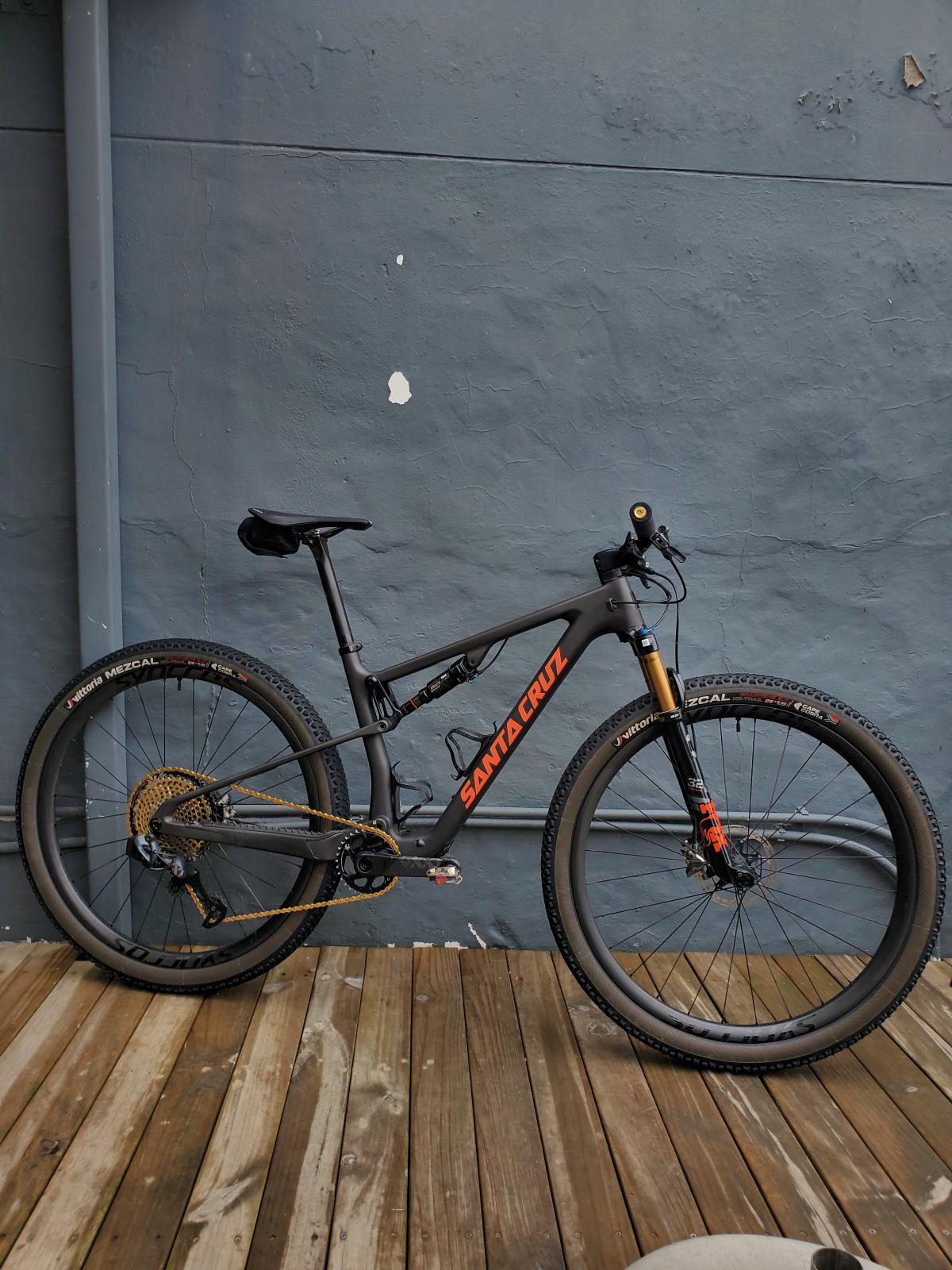サザンクロスバトル　Iu出品 Santa Cruz Blur 4 CC (Medium) Custom built 29er | Dual Suspension