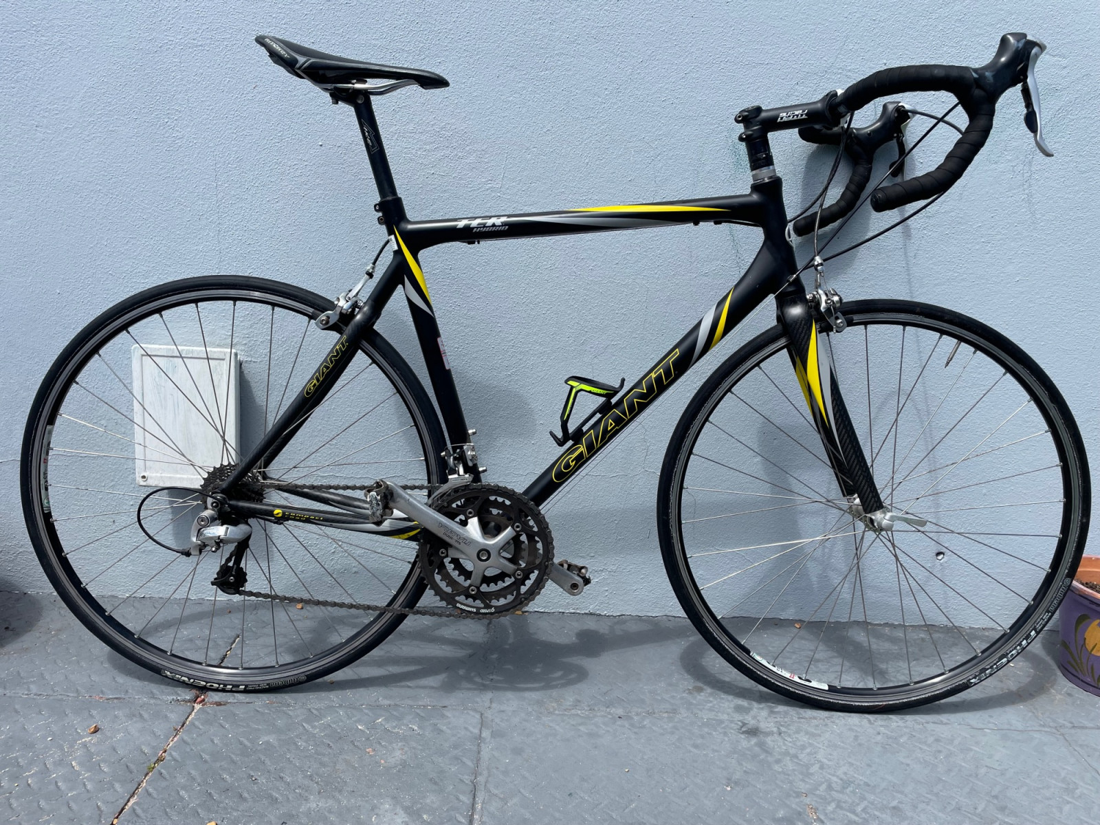 Giant TCR (alucarbon) Large Road Bike R5000 neg. Road Bikes Bike Hub