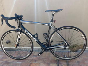 Trek Madone 3.1 - Carbon | Road Bikes | Bike Hub